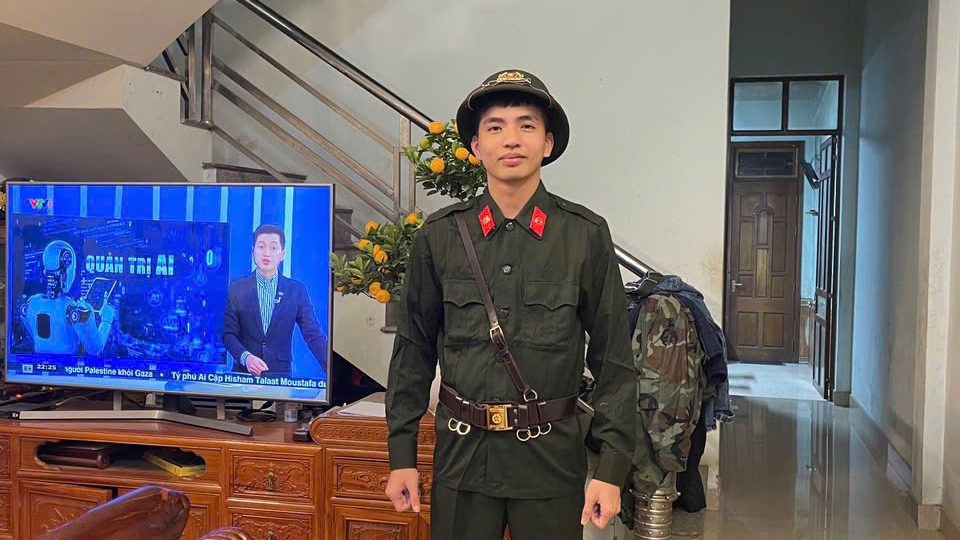 tan_binh_pham_anh_quan.jpg
