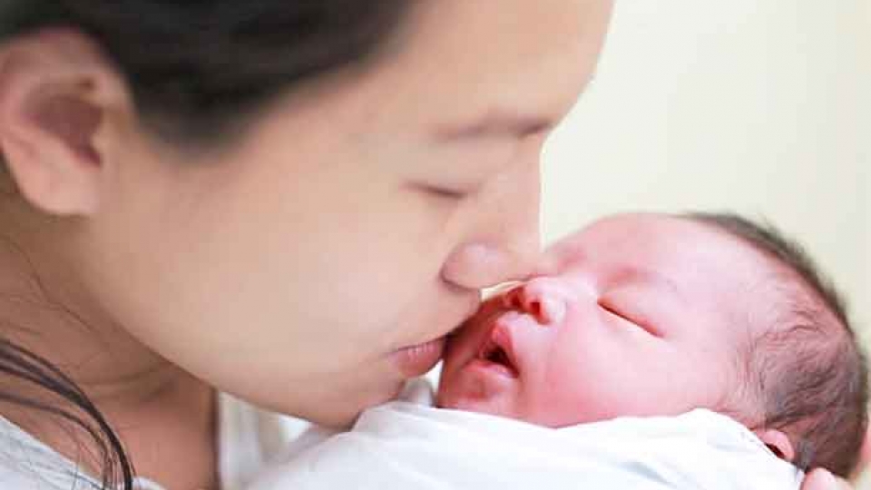 Làm mẹ đơn thân có phải là lựa chọn sai lầm?