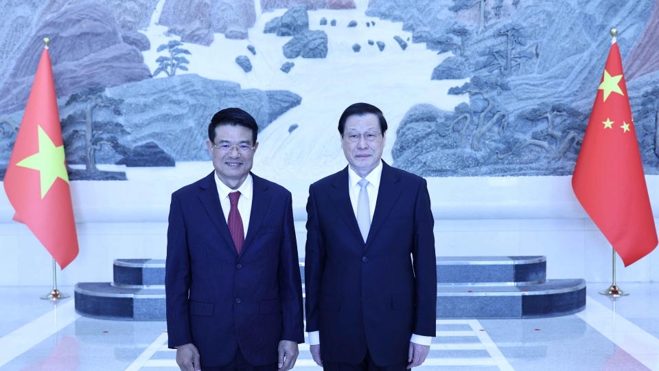 vien_truong_vien_kiem_sat_nhan_dan_vksnd_toi_cao_nguyen_huy_tien_va_vien_truong_vksnd_toi_cao_trung_quoc_ung_dung.jpg