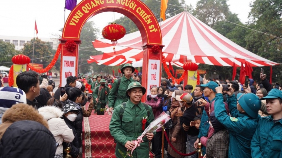 vinh_quang_la_nguoi_chien_sy_20250209130826.jpg