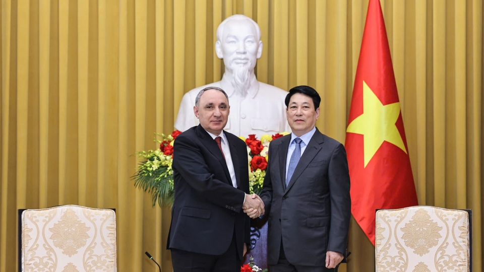 24-03_chu_tich_nuoc_luong_cuong_va_vien_truong_vien_kiem_sat_toi_cao_azerbaijan.jpg