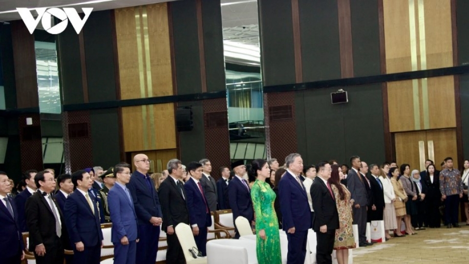 At the ceremony_0.jpg