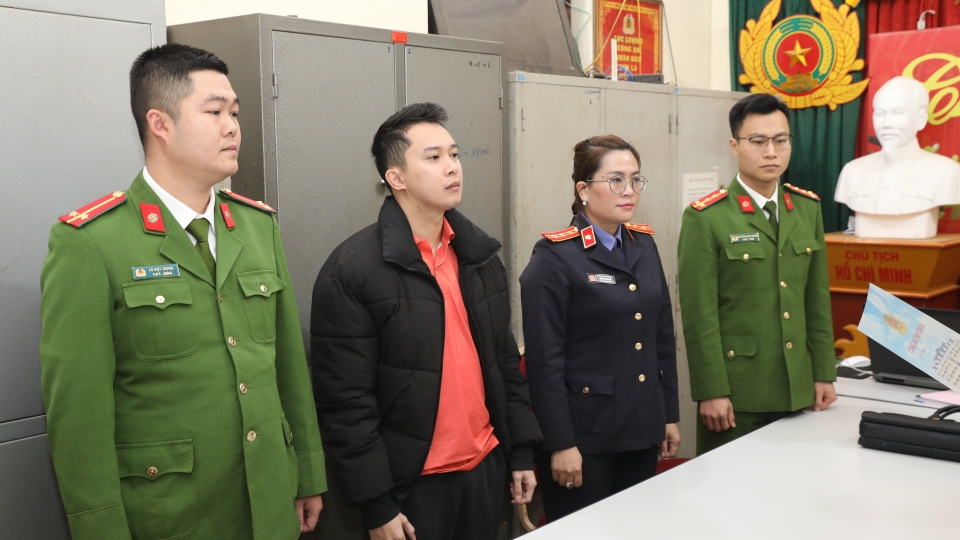 Nhan vien ngan hang.jpg