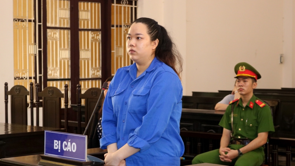 bi_cao_phan_thi_dieu_ai_tai_phien_xet_xu.jpg