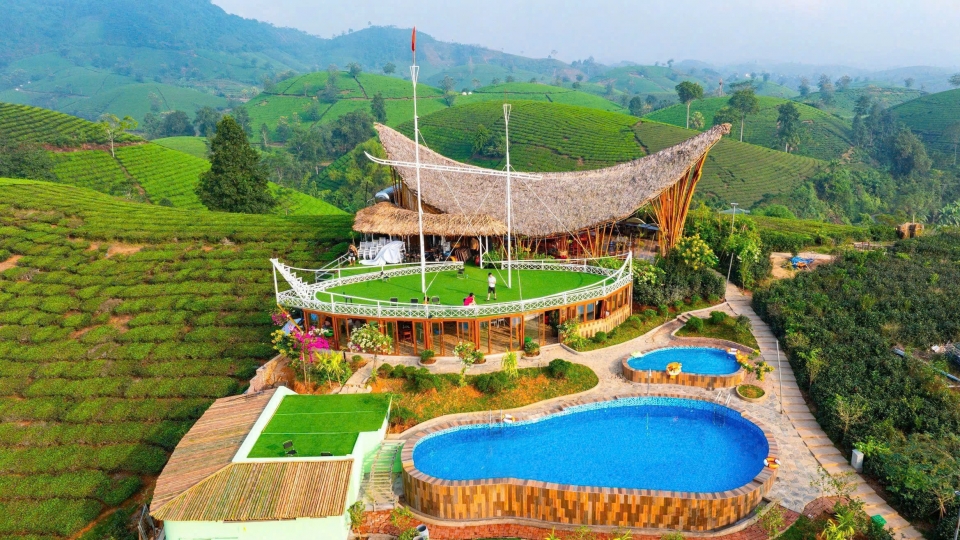 long_coc_edo_lodge.jpg