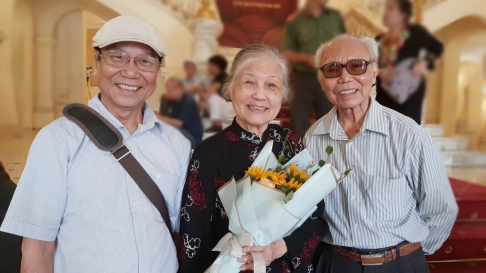 nghe-si-diem-loc-6196-1601048046.jpg