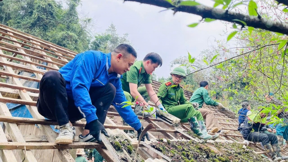 su_chung_tay_cua_tuoi_tre_bac_kan_gop_phan_cung_ca_tinh_hoan_thanh_muc_tieu_xoa_gan_5.000_ngoi_nha_tam_trong_2025.jpg