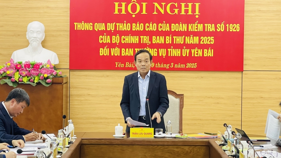 truong_ban_chinh_sach_chien_luoc_trung_uong_tran_luu_quang_phat_bieu_chi_dao_tai_hoi_nghi.jpg