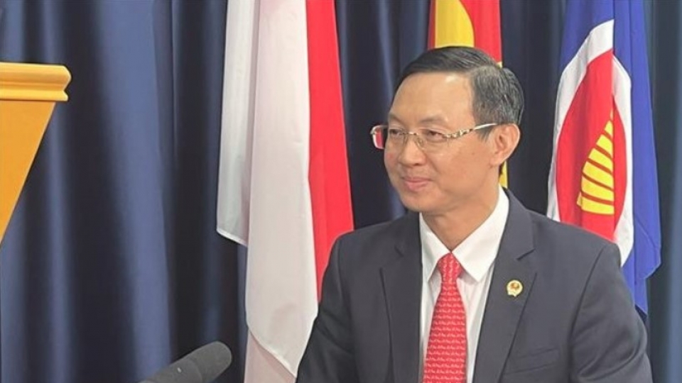 vietnam ambassador to singapore.jpg