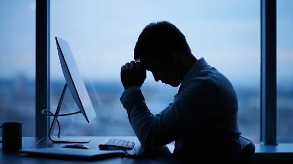 Chồng tôi mới hơn 40 tuổi rơi vào cảnh "trên bảo, dưới không nghe"