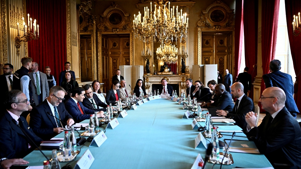 2025-04-17T185541Z_902677425_RC2UZDAVNB9V_RTRMADP_3_UKRAINE-CRISIS-RUBIO.JPG