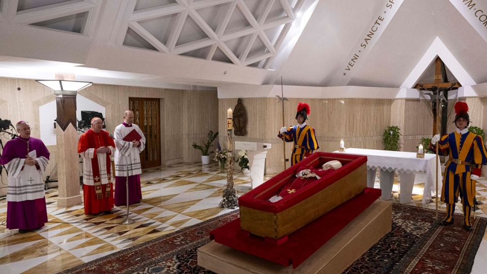 2025-04-22t071845z-1315511449-rc2i2eao66dq-rtrmadp-3-pope-francis.jpg