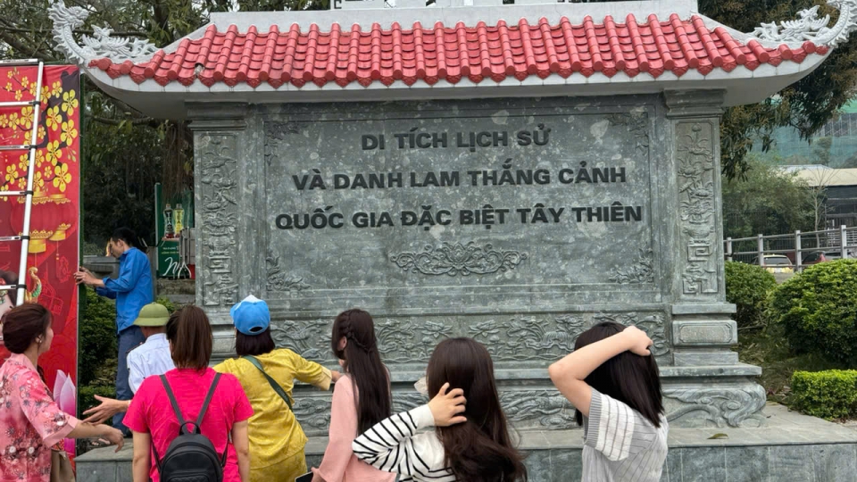 8cda762501c3b09de9d2.jpg
