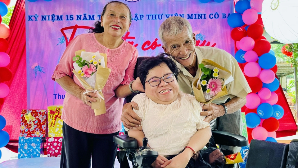THAO 4 ct.jpg