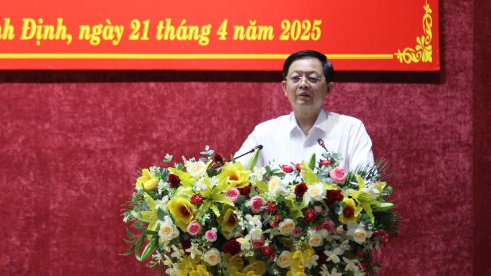 bi_thu_tinh_uy_binh_dinh_20250421173304.jpg