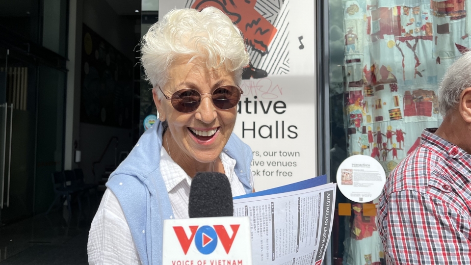 cu tri Australia bo phieu som bau Quoc hoi Australia -vov.jpg