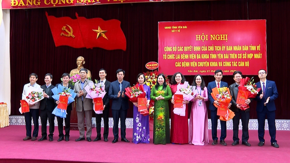 hop_nhat.jpg