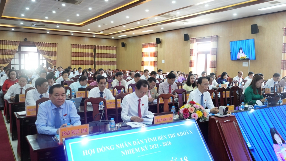ky_hop_hoi_dong_nhan_dan_tinh_ben_tre_giai_quyet_nhieu_van_de_quan_trong.jpg