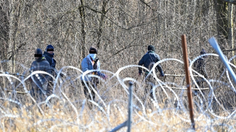 nguoi_di_cu_o_bien_gioi_ba_lan-belarus_thang_3_nam_2025_anh-militarnyi.com_.jpg