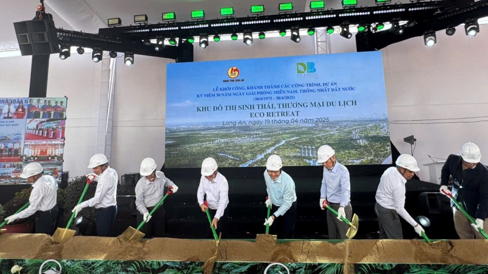 tinh_long_an_dong_loat_to_chuc_le_khoi_cong_va_khanh_thanh_5_cong_trinh_du_an_trong_diem_cua_tinh_anh_hoang_tho.jpg