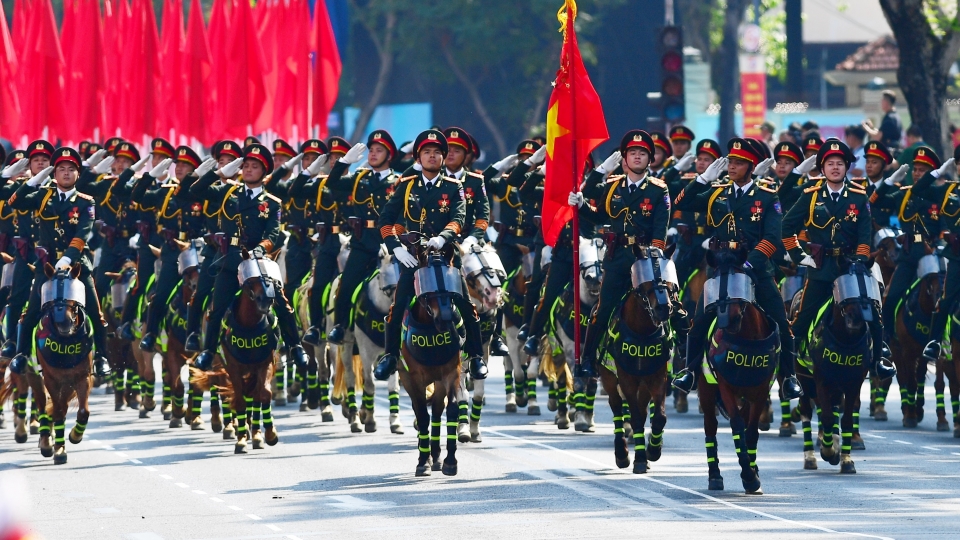 tong duyet dieu binh.JPG