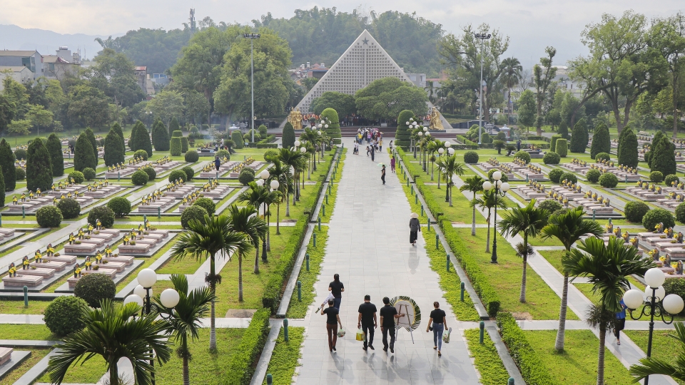 Viết tiếp bài ca hòa bình trên mảnh đất Điện Biên lịch sử