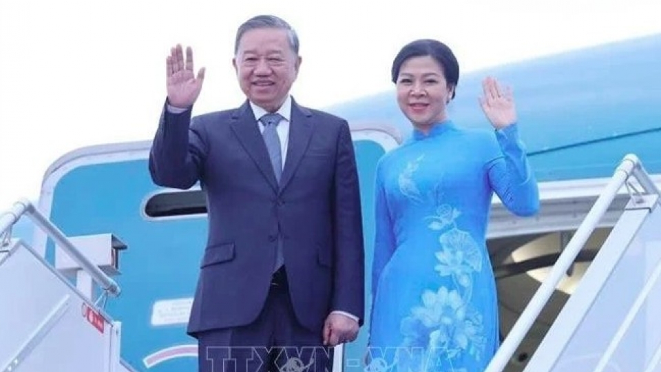 Party chief successfully wraps up state visit to Belarus
