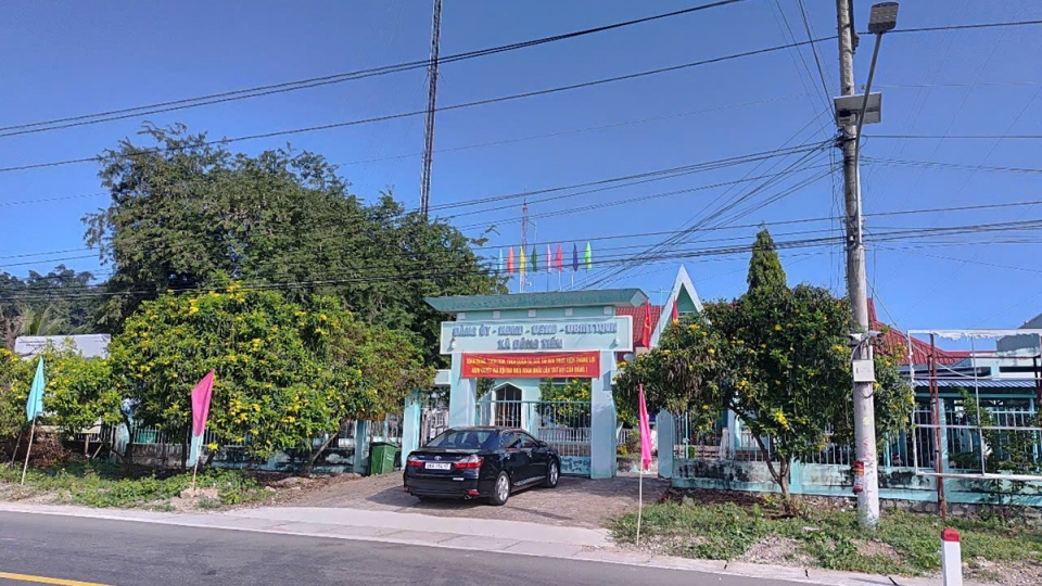 Trụ sở UBND xã Đông Tiến, huyện Hàm Thuận Bắc.jpg