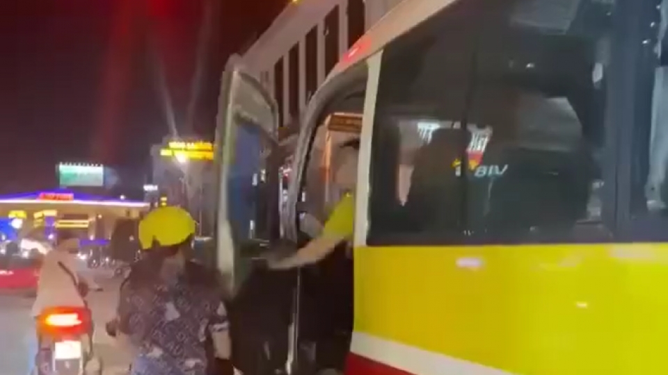 Xe buýt.PNG