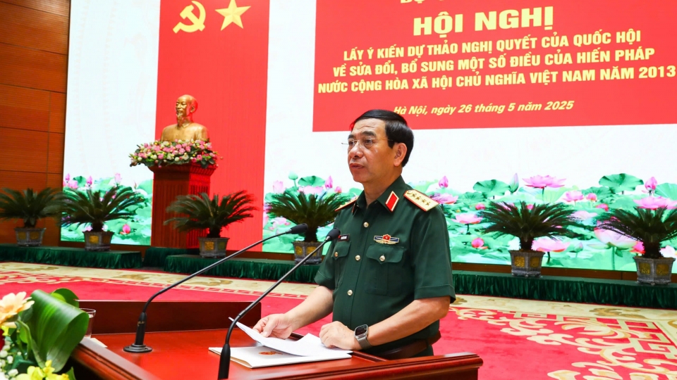 bo_quoc_phong_lay_y_kien_ve_du_thao_nghi_quyet_sua_doi_bo_sung_mot_so_dieu_cua_hien_phap_1.jpg