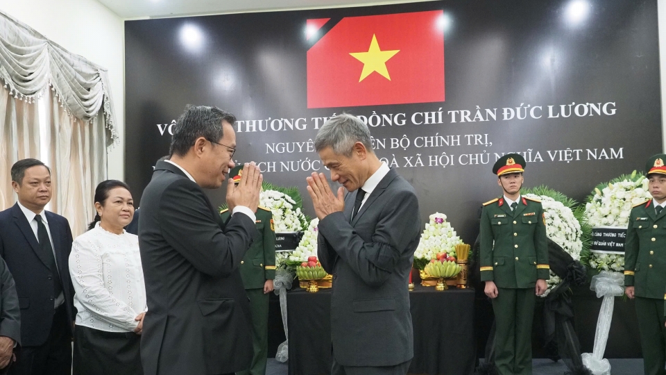 doan_dai_bieu_thuong_vien_campuchia.jpg