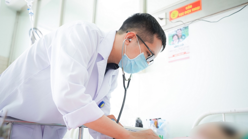 Đoàn hành hương gặp tai nạn giao thông, 4 phụ nữ bị thương nặng
