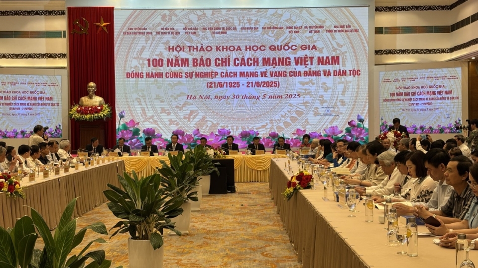 hoi_thao_1.jpg