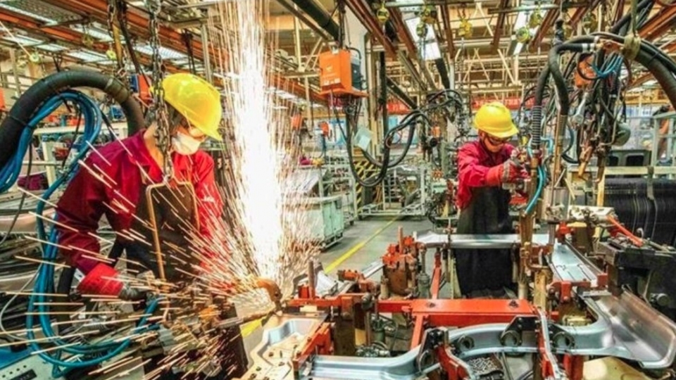 Industrial production grows steadily as 62 out of 63 provinces record increases