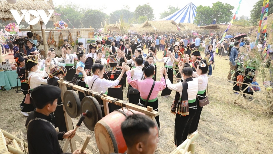 luong_du_khach_den_dien_bien_tang_manh_trong_dip_khai_mac_nam_du_lich_quoc_gia_dien_bien_20250504161.jpg