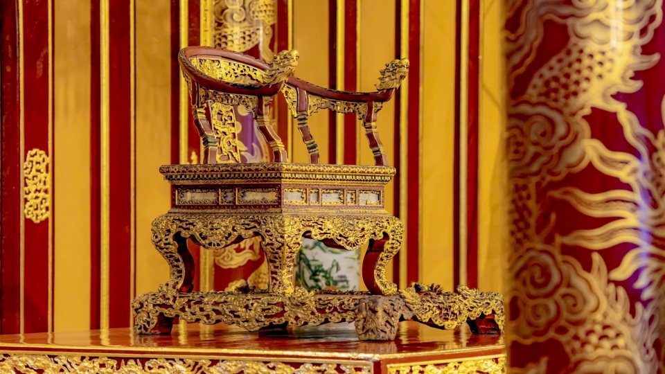 ngai_vang_trieu_nguyen_dat_tai_dien_thai_hoa.jpg