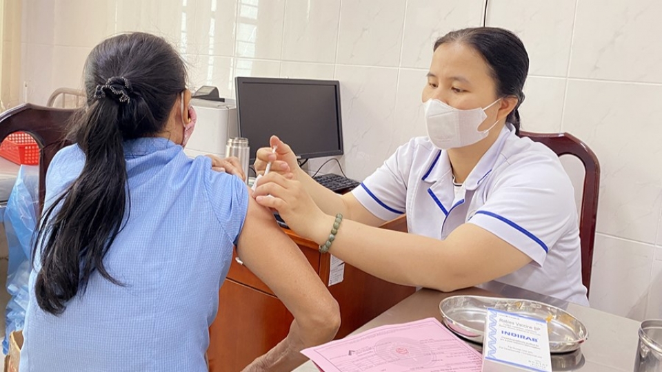 nguoi_dan_tiem_vaccine_phong_benh_dai_tai_dong_nai_anh_cdc_dong_nai.jpg