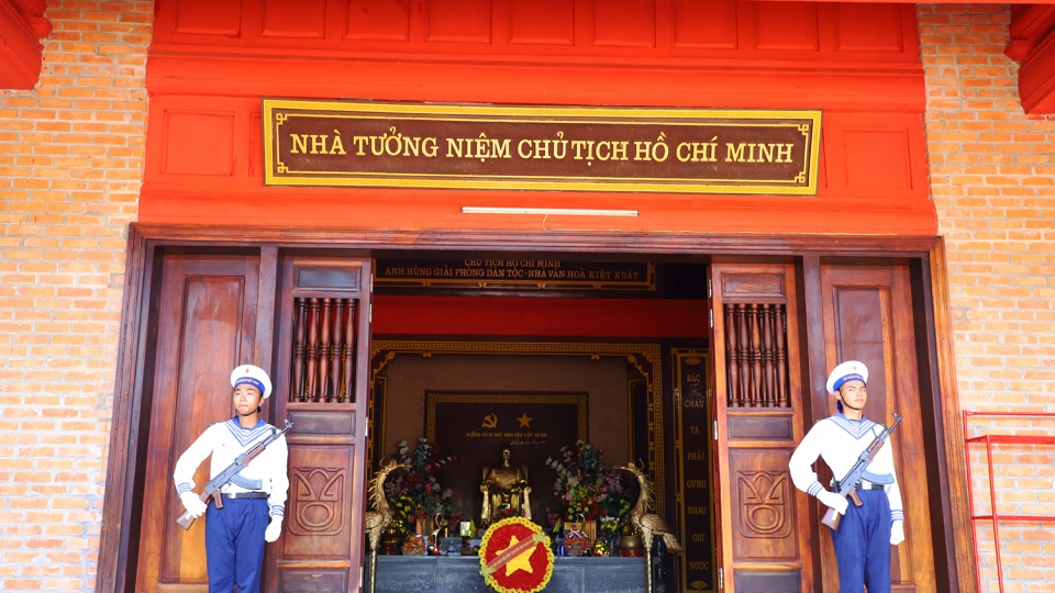 nha_tuong_niem_1.jpg