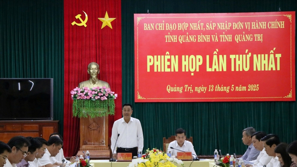 phien_hop_thu_nhat_ban_chi_dao_hop_nhat_sap_nhap_don_vi_hanh_chinh_tinh_quang_binh_va_tinh_quang_tri_dat_ra_nhieu_nhiem_vu_trong_tam_cap_bach.jpg