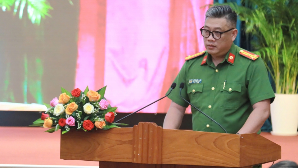 thuong_ta_nguyen_thanh_quang_pho_truong_phong_canh_sat_kinh_te_cong_an_tinh_binh_dinh_phat_bieu_tai_hoi_nghi.jpg