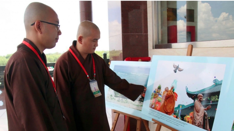 Vietnamese pagodas featured in photo exhibition during UN Day of Vesak 2025
