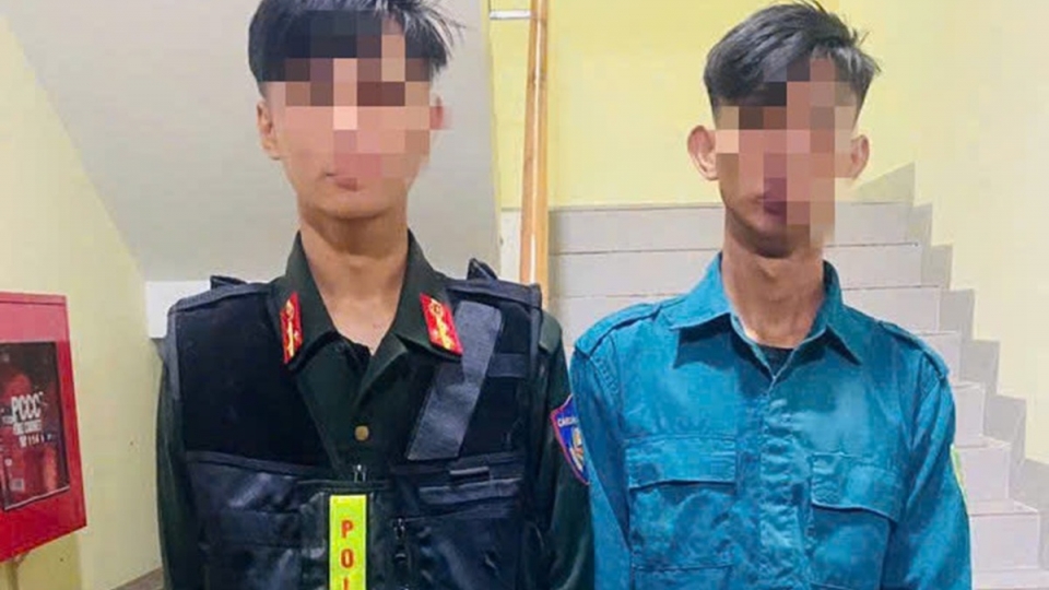 Đối tượng Nguyễn Phạm Hoàng Dương (trái) và Nguyễn Thuận Quý (phải)_0.jpg