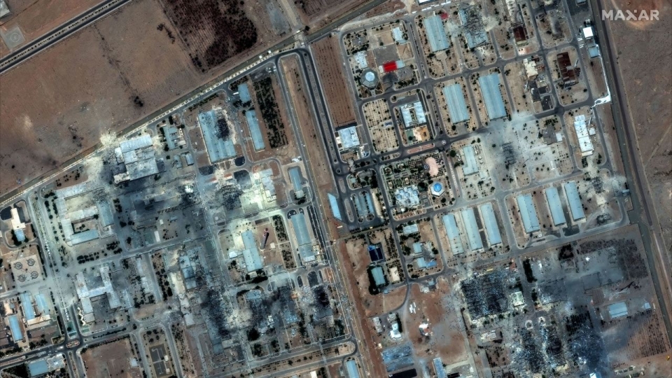 02-after-recent-airstrikes-overview-of-isfahan-nuclear-technology-center-22un2025-wvl.jpg