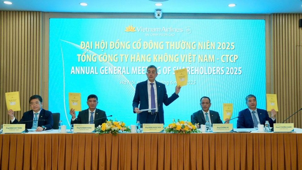 1._ban_chu_toa_dai_hoi_co_dong_thuong_nien_2025_tct_hang_khong_viet_nam.jpg