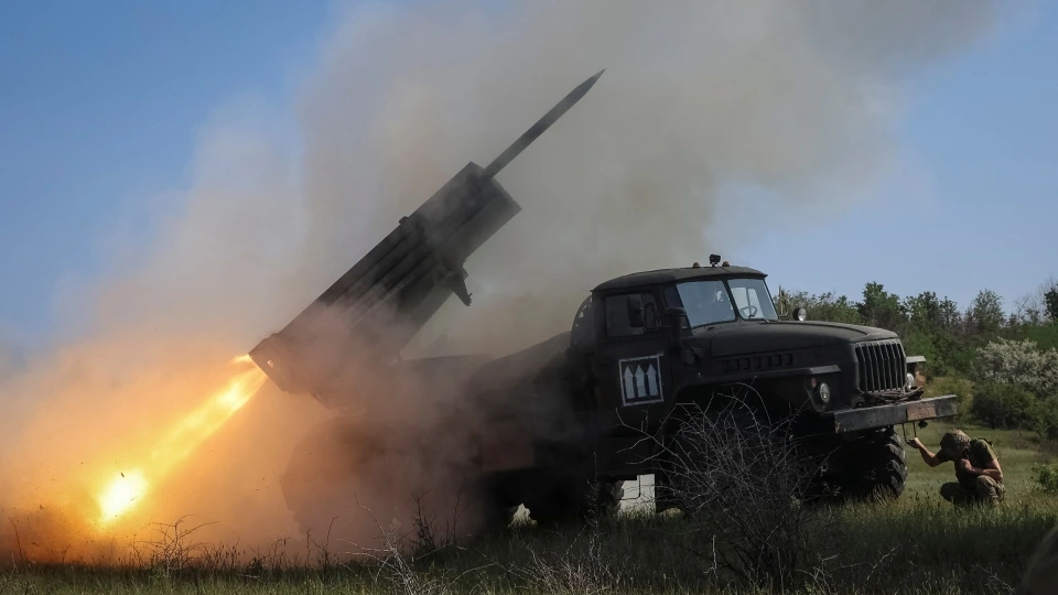 2025-06-04T055256Z_366159540_RC2UUEA8F6UE_RTRMADP_3_UKRAINE-CRISIS-EAST-FRONTLINE.JPG