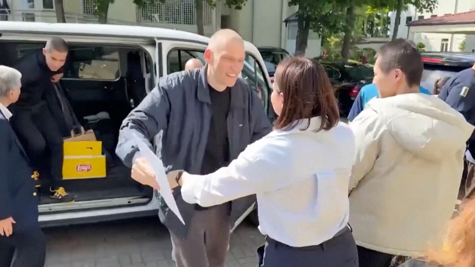 Belarus ân xá 14 người theo đề nghị của Tổng thống Mỹ Donald Trump.JPG