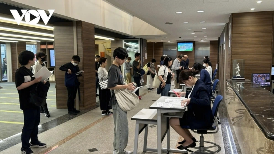 Japanese cadidates register for this year test.jpg