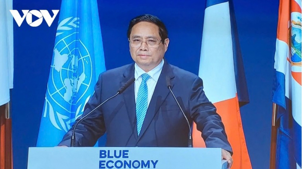 PM Chinh speaks at the forum.jpg