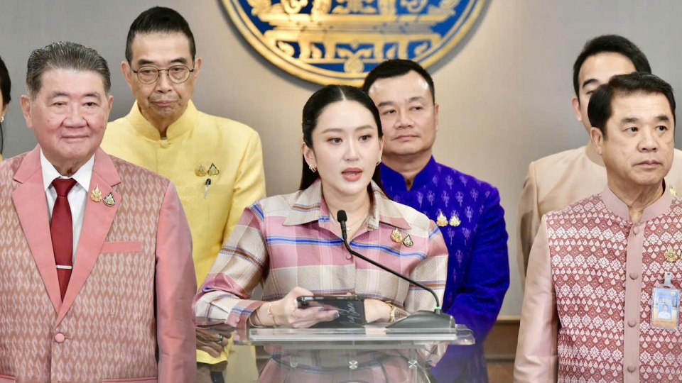 Thủ tướng Paetongtarn Shinawatra trả lời báo giới trưa 24_6_2025. Ảnh_ Văn phòng Thủ tướng Thái Lan.jpg