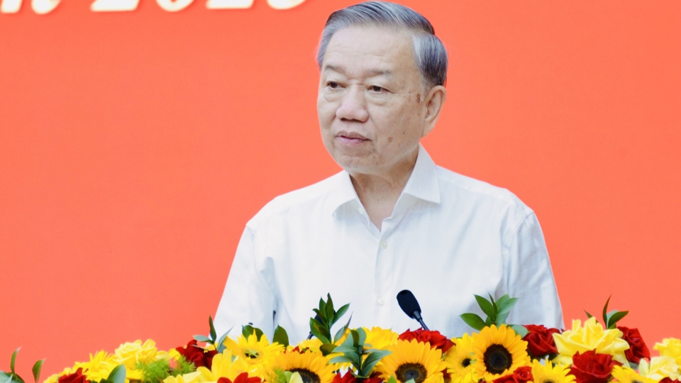 Tong bi thu To lam lam viec voi an giang va kien giang.jpg